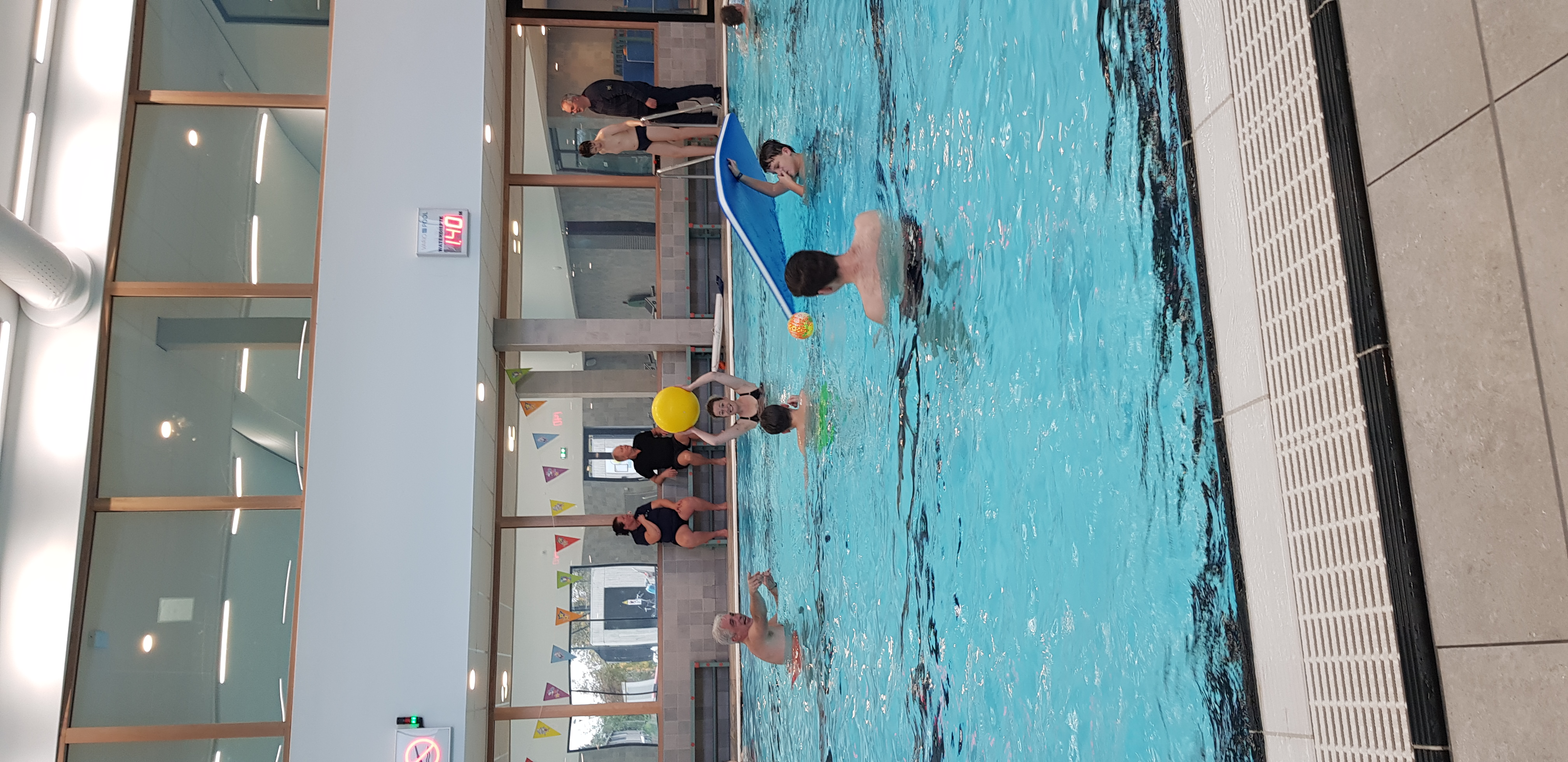 Supervisor at swimming group in Renkum